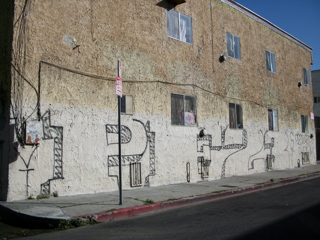 Primera Flats 23rd Street in South LA | StreetGangs.Com \u0026 Street TV